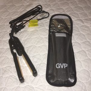 NWOB Travel Flat Iron GVP Sally Beauty Supply